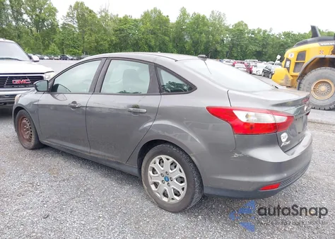 2012 Ford Focus Se z USA, uszkodzony, nr VIN 1FAHP3F25CL192159